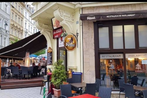 Foto: Po procházce po Karlových Varech zajděte na výborné jídlo do restaurace Parlament přímo v centru