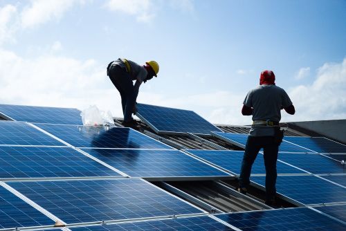 Foto: Šetřete díky vlastní FVE za energie. Stačí se obrátit na firmu Lagom Energy