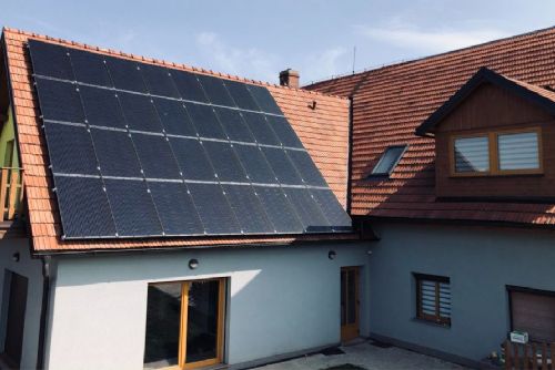 Foto: Využijte sluneční energie a nechte si zřídit vlastní fotovoltaickou elektrárnu na klíč od firmy GALIMED s dotací až 200 000 Kč!